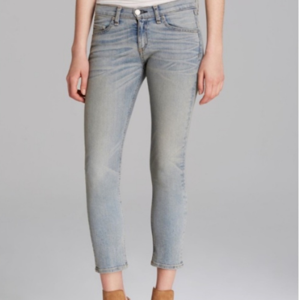 Rag & Bone Skinny Capri Jeans in Swamis Wash